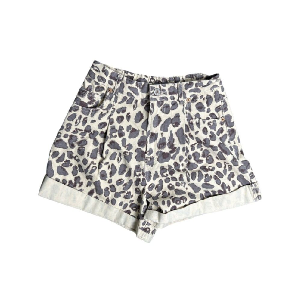 Entro boutique animal print pleated high waist shorts small